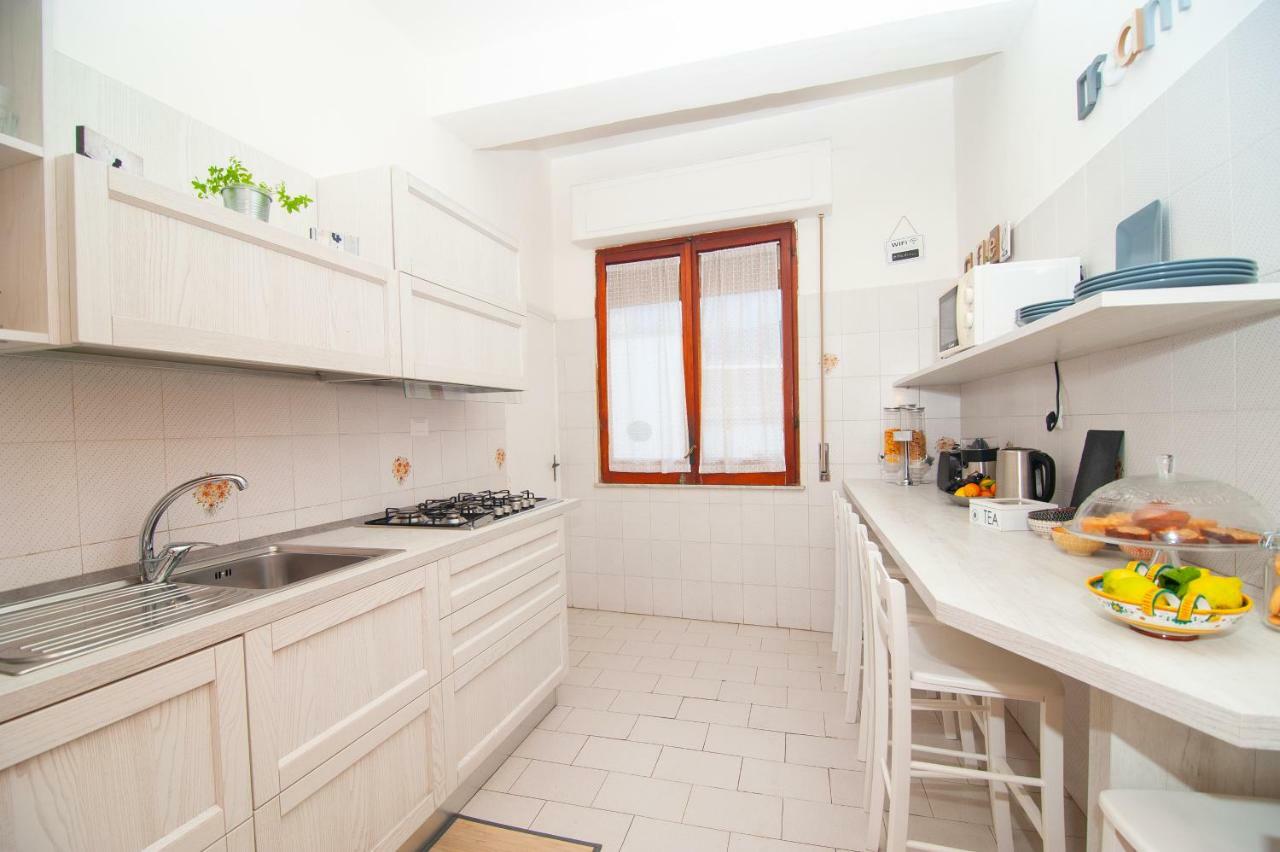 B&B Syrentum Сорренто Экстерьер фото